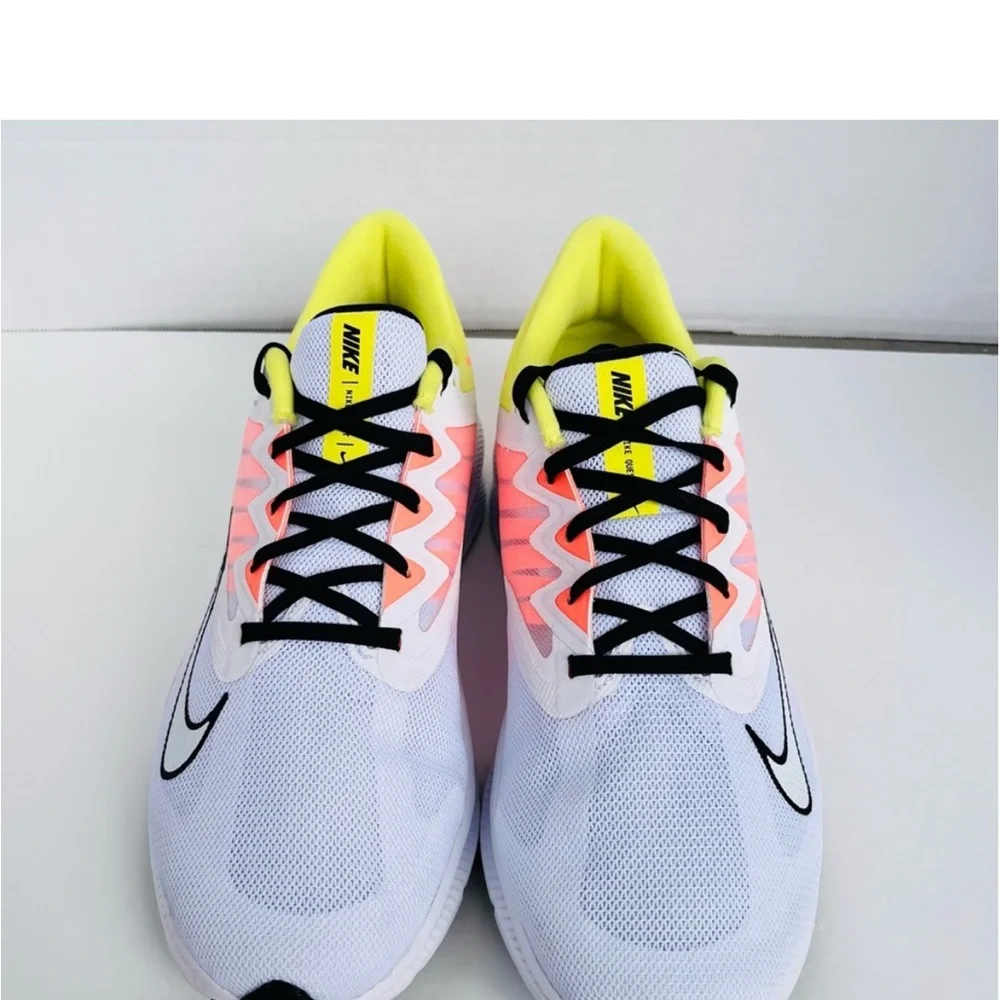 New Nike Quest 3 running sneakers $75